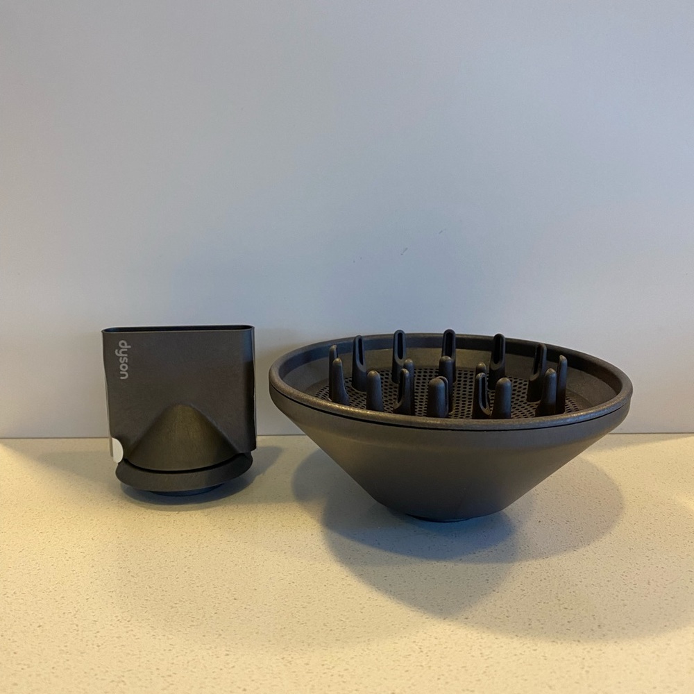 NEW Dyson Supersonic Diffuser and Styling concentrator attachments